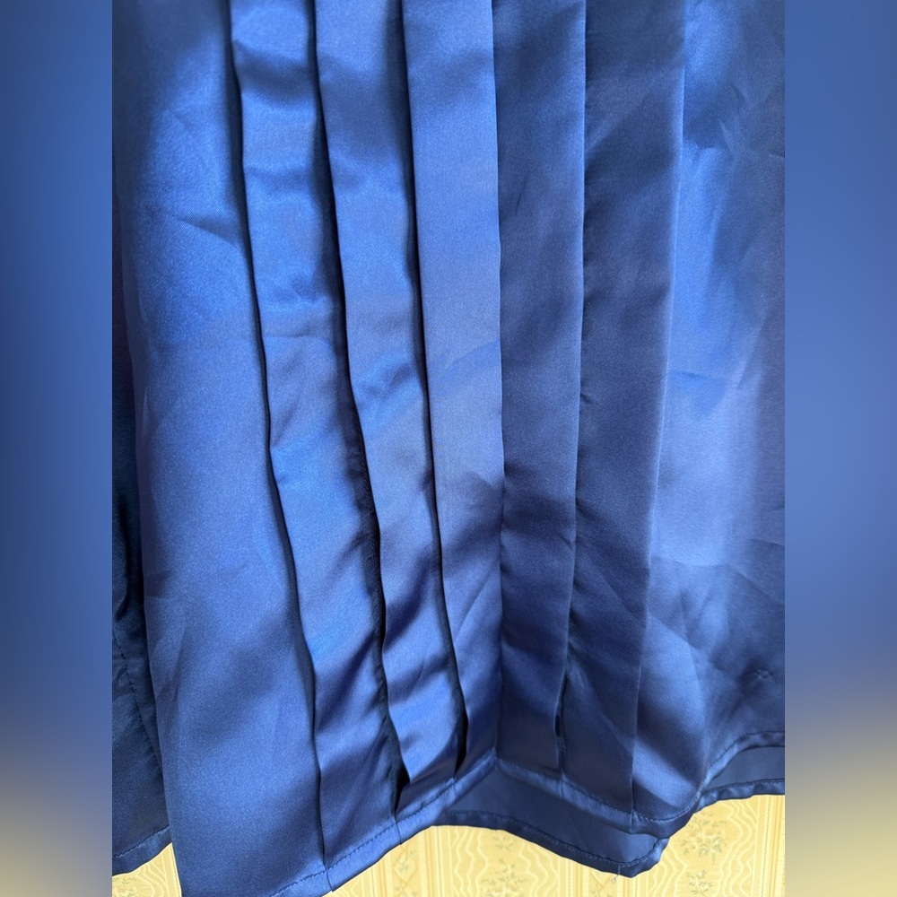 Worthington vintage satin blue button down - Picture 3 of 7